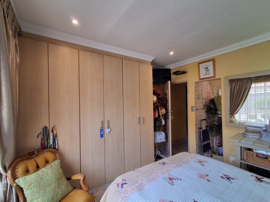 2 Bedroom Property for Sale in Flamwood North West